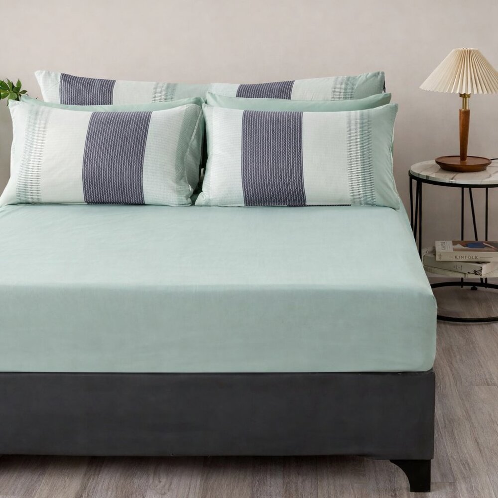 Sage Green Striped Comforter Set, Geometric Lightweight Soft Bedding With Sheets - Picture 2 of 3